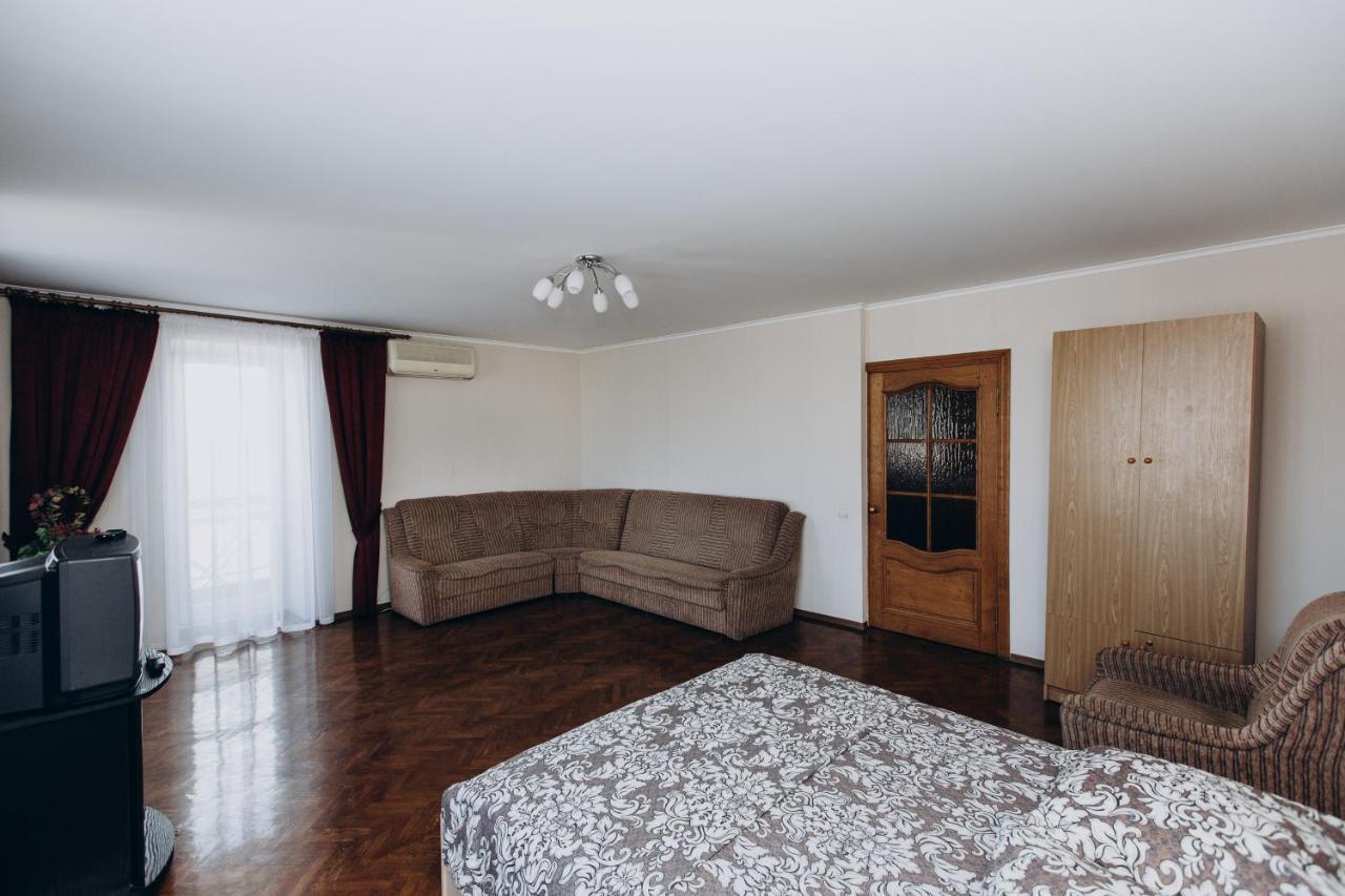 Apartment Centr neer Manufaktura on Kharkovskaya Sumy Exteriör bild