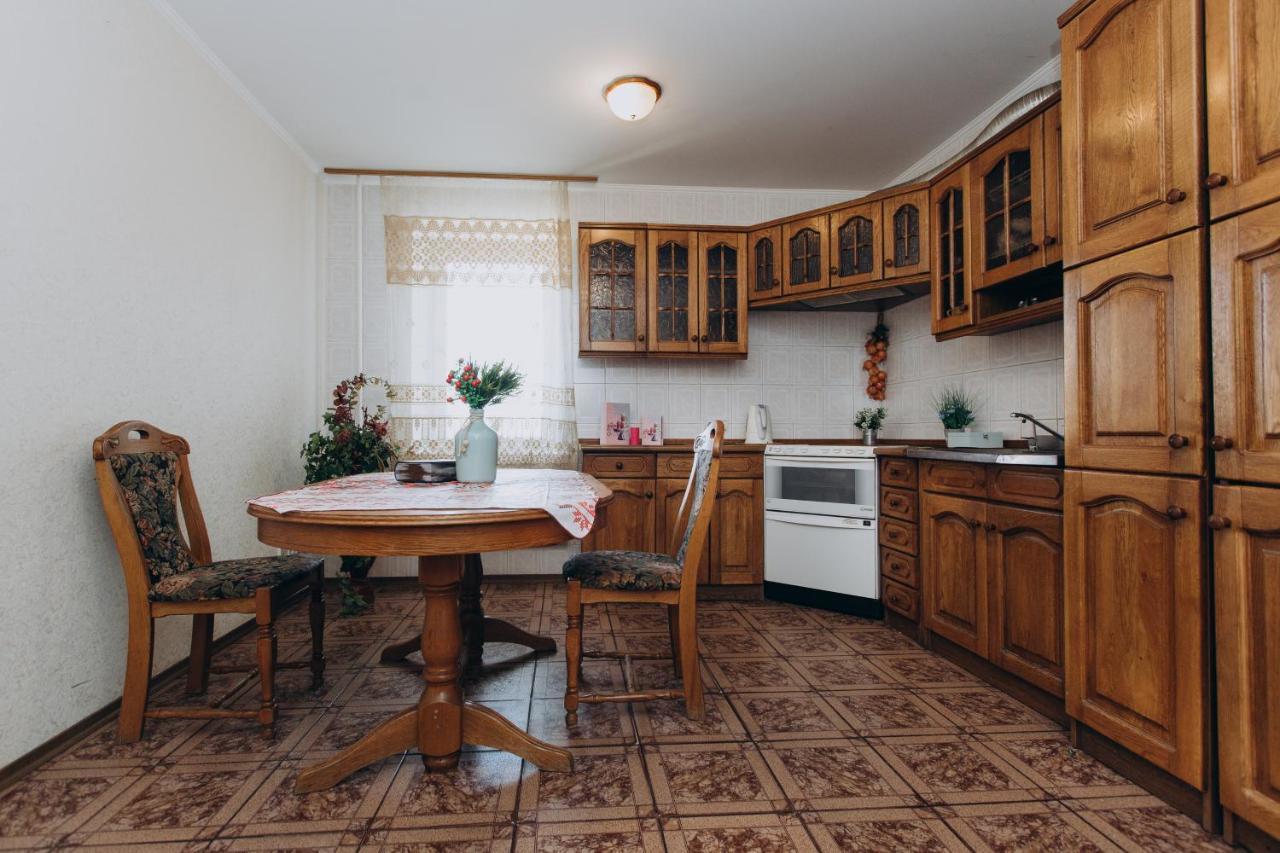 Apartment Centr neer Manufaktura on Kharkovskaya Sumy Exteriör bild