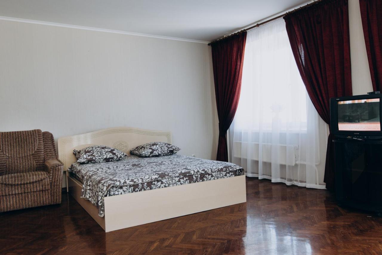 Apartment Centr neer Manufaktura on Kharkovskaya Sumy Exteriör bild